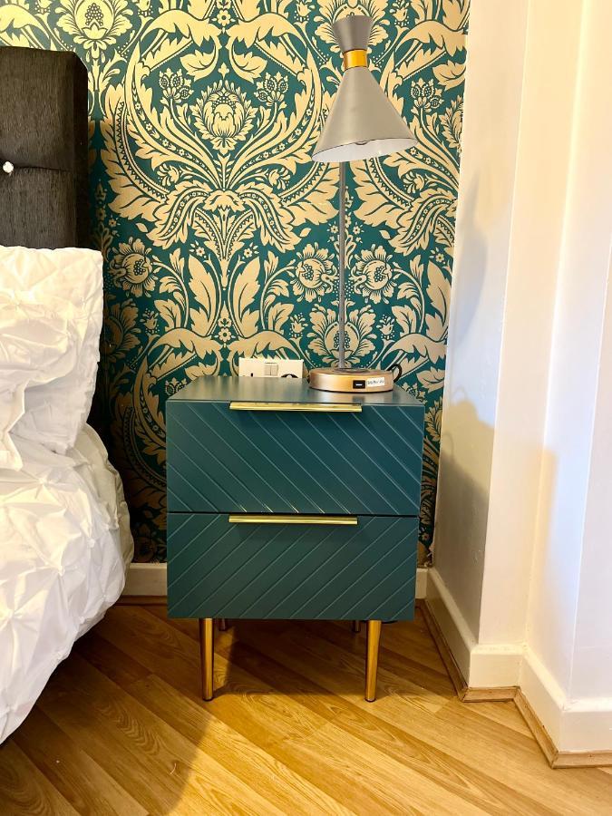 2 Bedroom Apartment Near Olympic Park With Free Parking London Luaran gambar